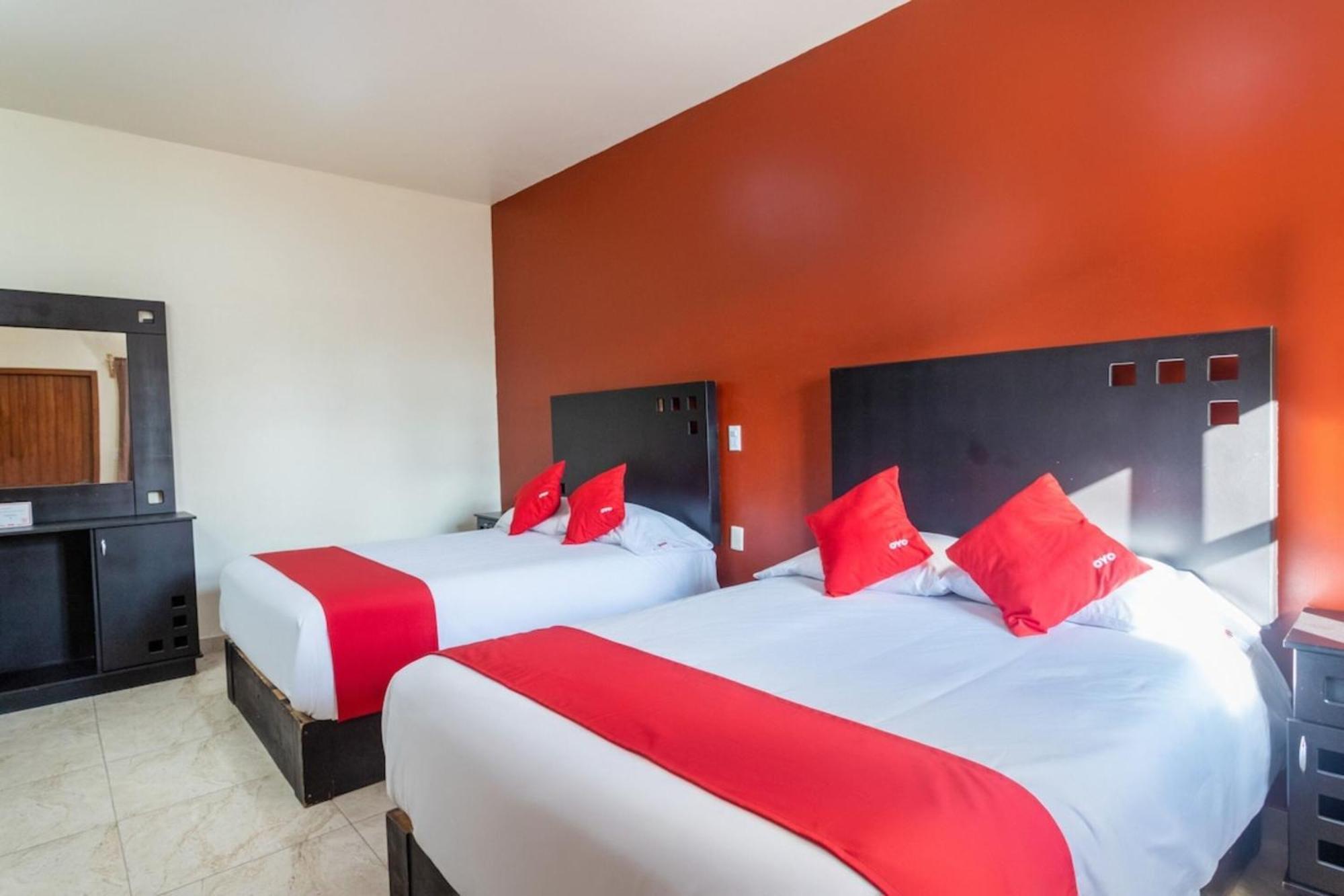 Oyo Hotel Emperadores Inn, Atlixco Exteriér fotografie