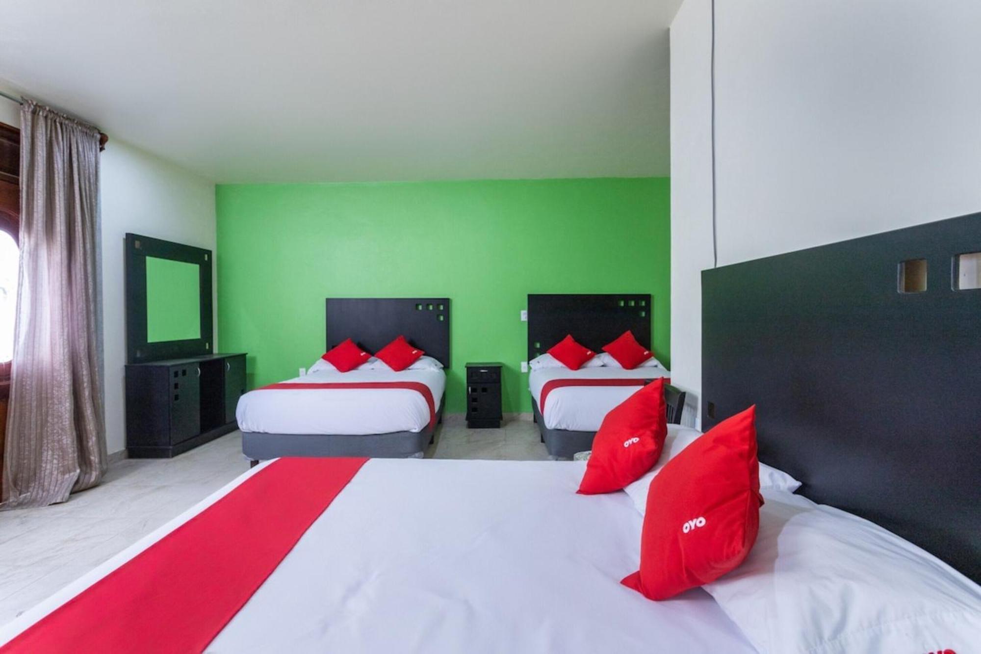 Oyo Hotel Emperadores Inn, Atlixco Exteriér fotografie