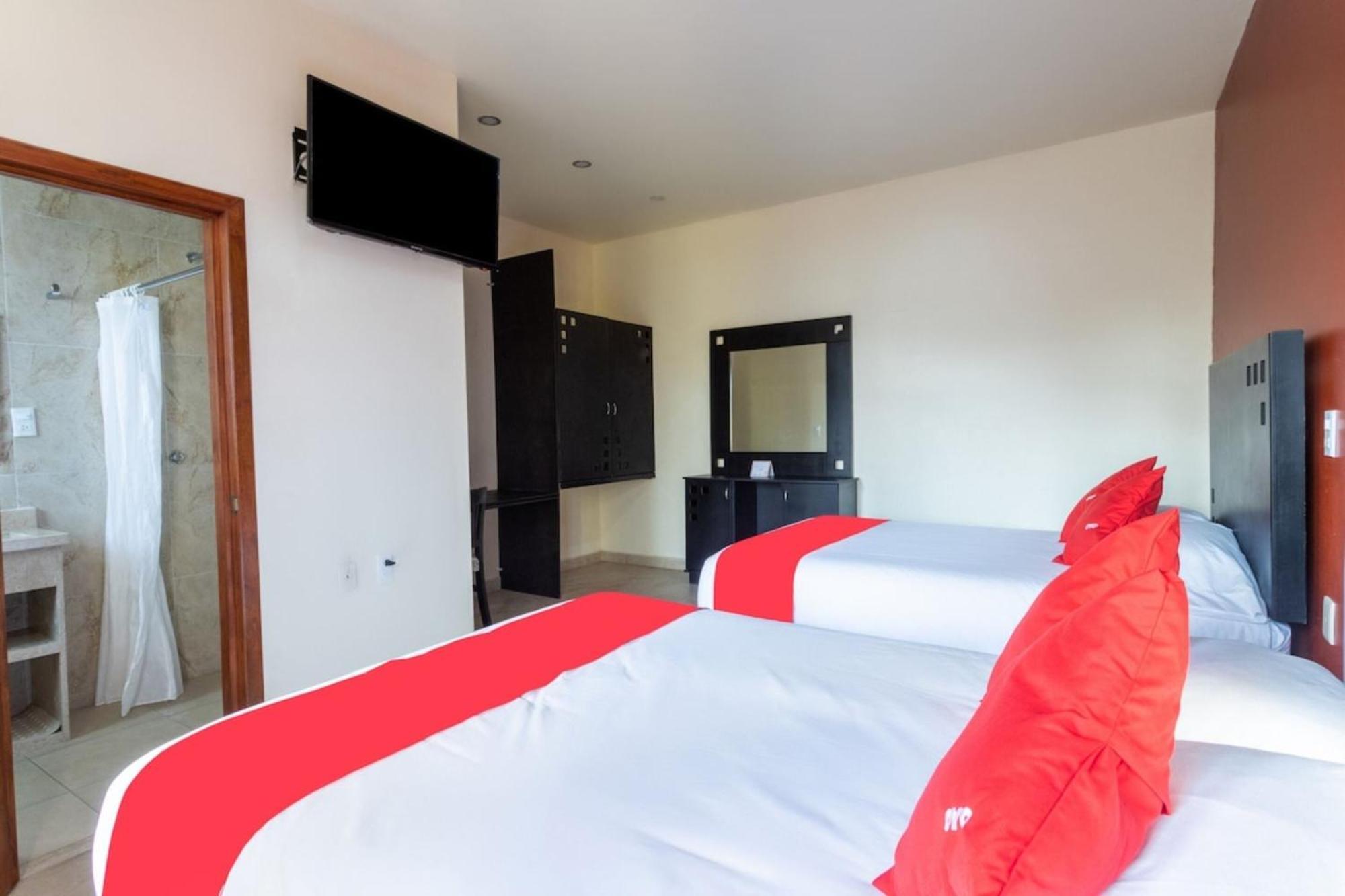 Oyo Hotel Emperadores Inn, Atlixco Exteriér fotografie