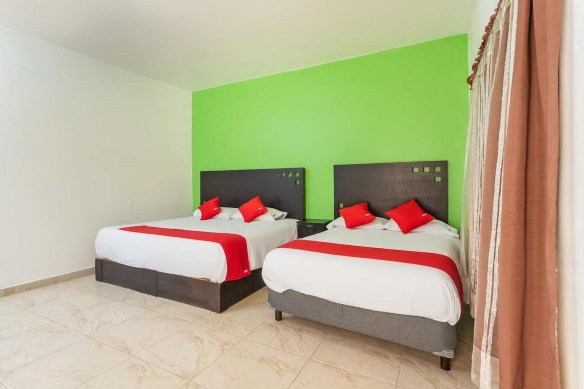 Oyo Hotel Emperadores Inn, Atlixco Exteriér fotografie