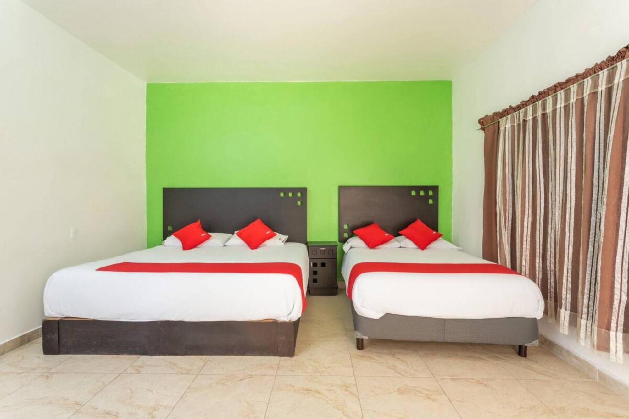 Oyo Hotel Emperadores Inn, Atlixco Exteriér fotografie